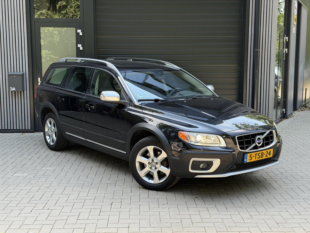 Volvo XC70 3.2 Summum 55843740-0.jpg | Baauw Automotive