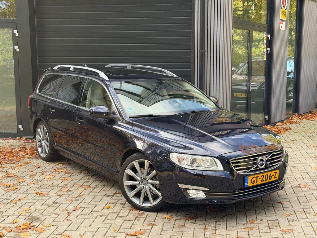Volvo V70 2.0 T5 Inscription Edition kopen in Zeist