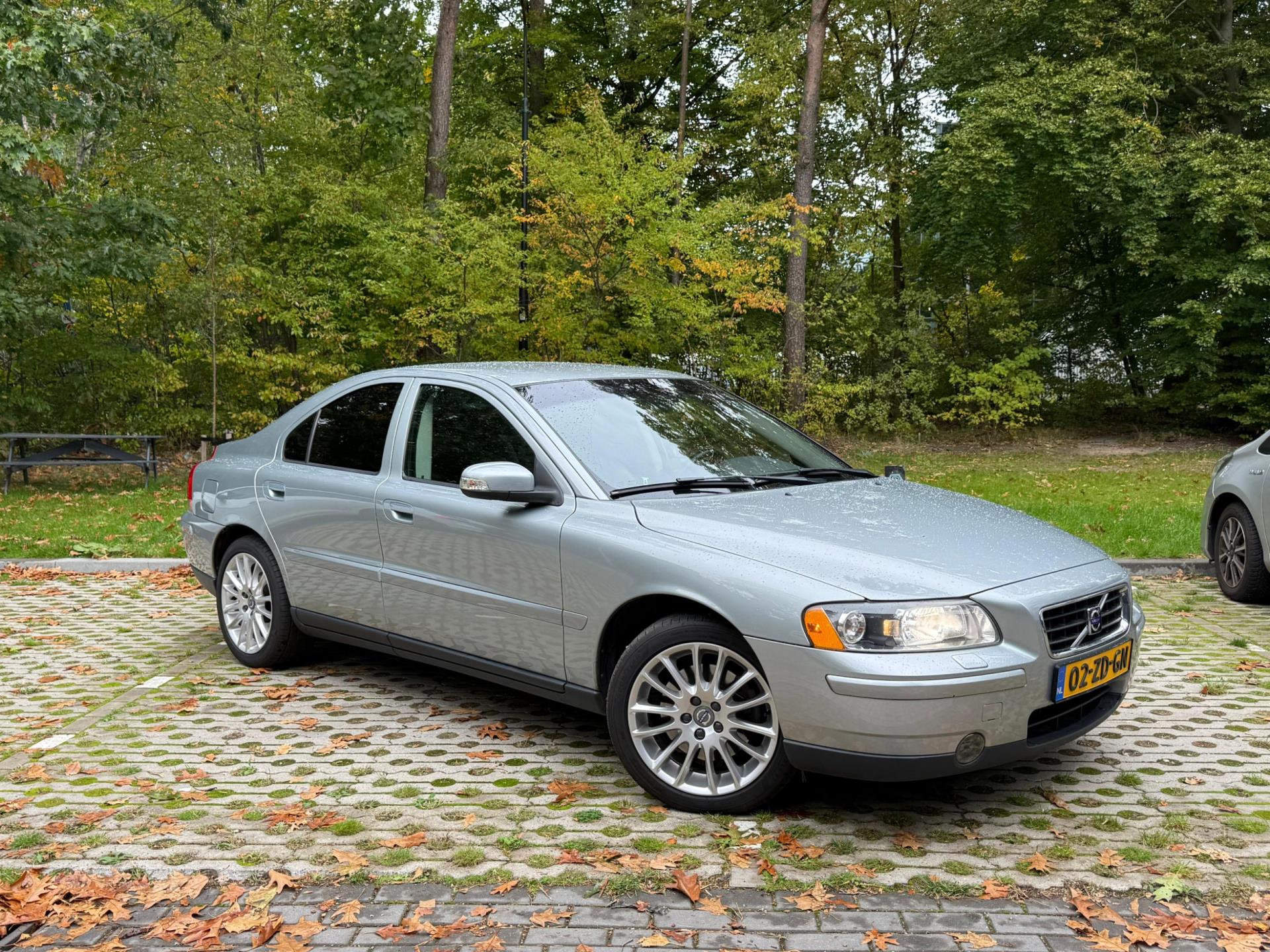 Volvo S60 2.5T Drivers Edition 48125220-0.jpg | Baauw Automotive