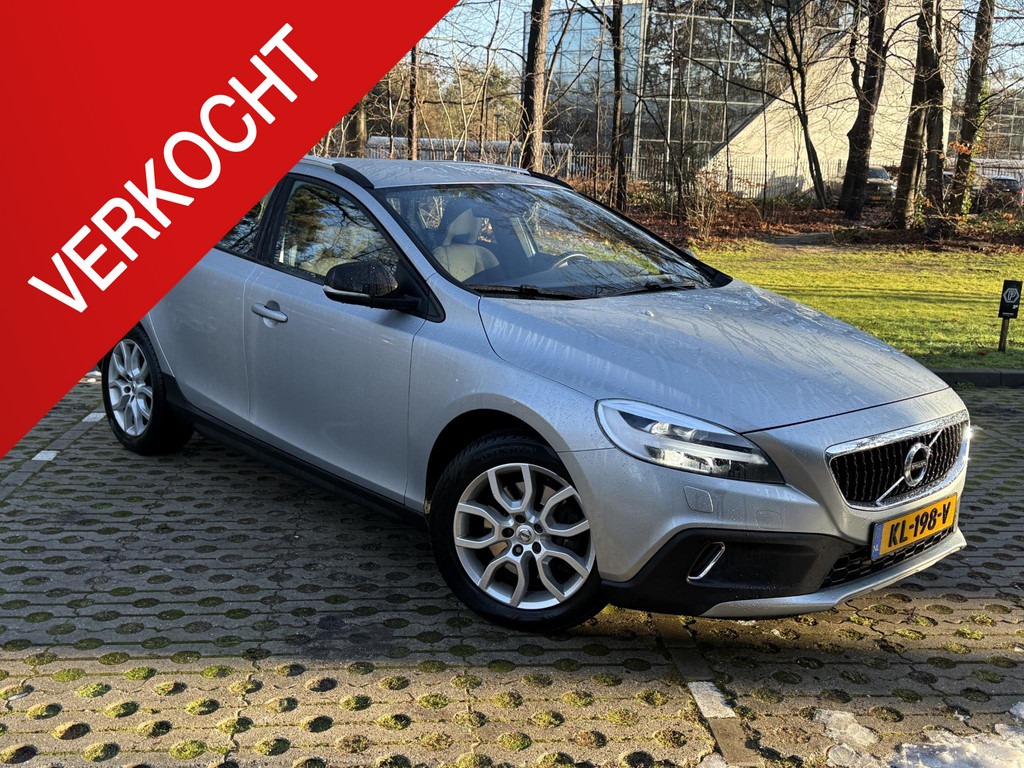 Volvo V40 Cross Country 1.5 T3 Nordic+ 50638978-0.jpg | Baauw Automotive