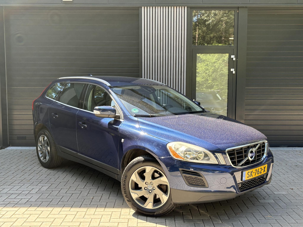 Volvo XC60 2.4D AWD Summum 55845084-0.jpg | Baauw Automotive